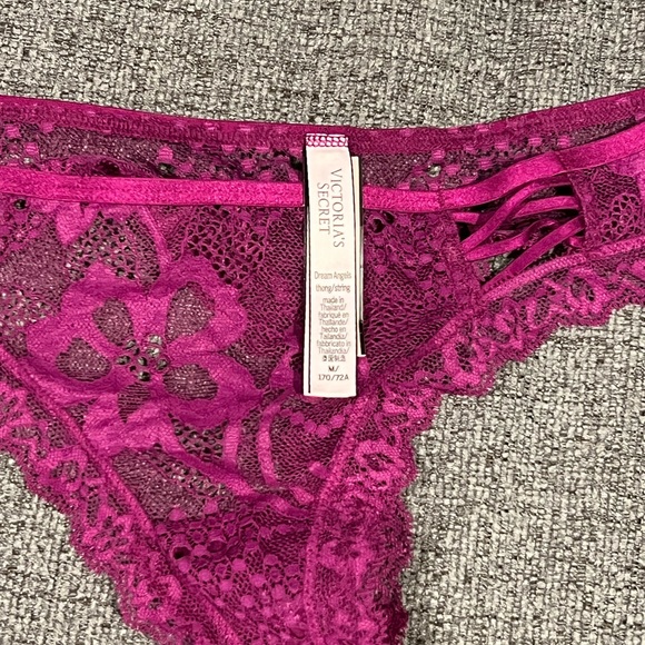 🌟VICTORIA SECRET DREAM ANGELS LACE CUP DEMI BRA WITH MATCHING PANTIES BUNDLE🌟 - Picture 5 of 6